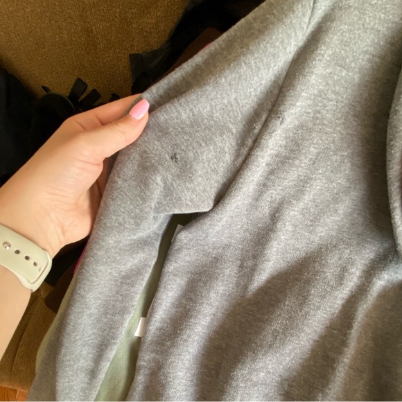 PINK zip-up - Picture 3 of 4